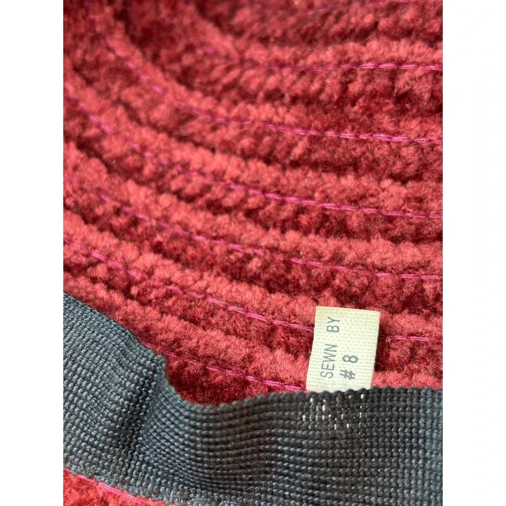 Signature Studio Vintage Rust Red Boucle Knit Floral Cloche Hat RN 31289